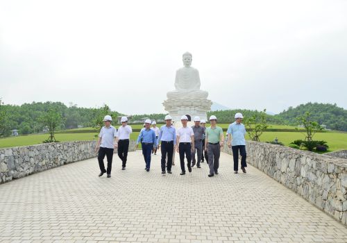 Đồng chí Phó Chủ tịch UBND tỉnh Nguyễn Thế Giang kiểm tra tiến độ thực hiện Dự án CVNTTĐ
