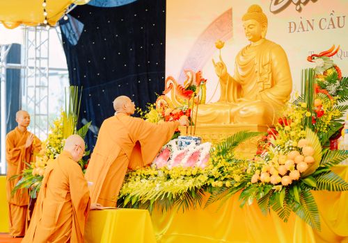 Ấn tượng hình ảnh đại lễ cầu siêu tại Công viên nghĩa trang Thiên Đường